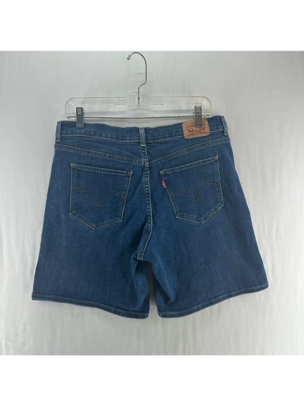 Levis Classic Jean Short Womens 29 Medium Wash Denim Zip Fly Summer Casual Blue - Picture 2 of 7